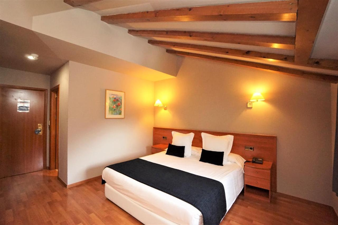 Hotel & Spa Niunit El Serrat Exteriör bild