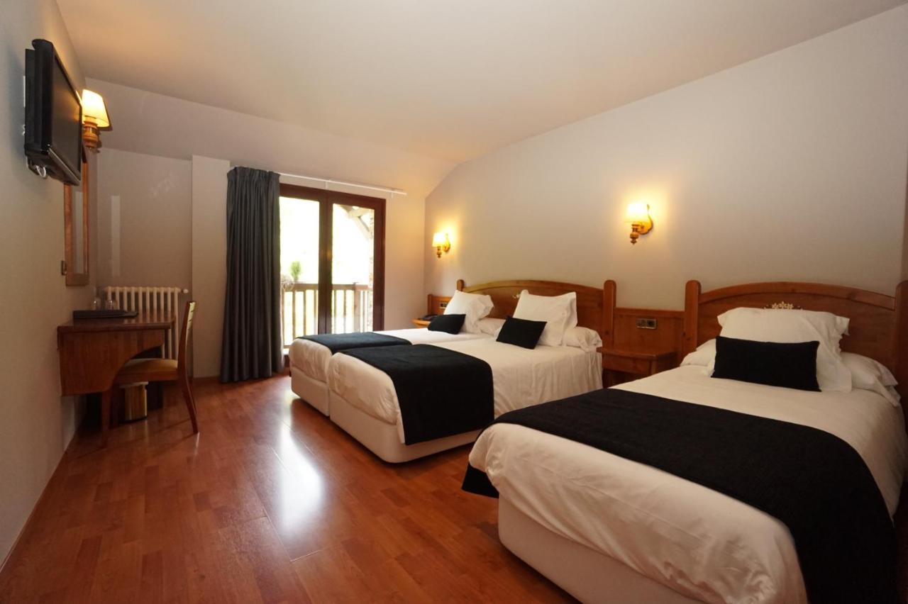 Hotel & Spa Niunit El Serrat Exteriör bild