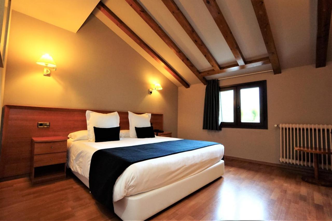 Hotel & Spa Niunit El Serrat Exteriör bild