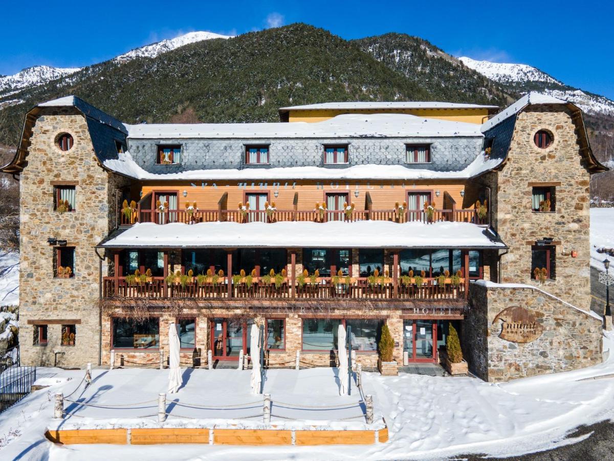 Hotel & Spa Niunit El Serrat Exteriör bild