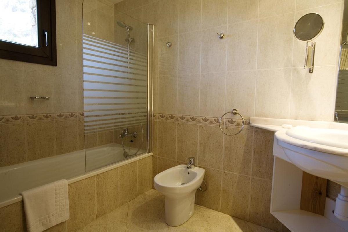 Hotel & Spa Niunit El Serrat Exteriör bild