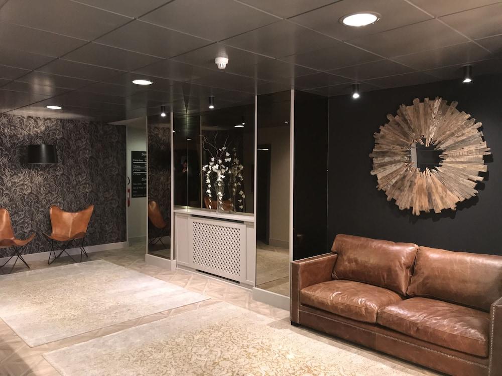 Hotel & Spa Niunit El Serrat Exteriör bild